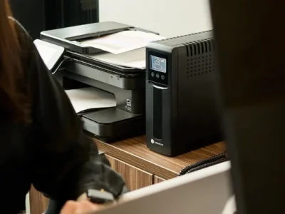 Reguladores de voltaje y no breaks para empresas Reguladores de voltaje y no breaks para empresas