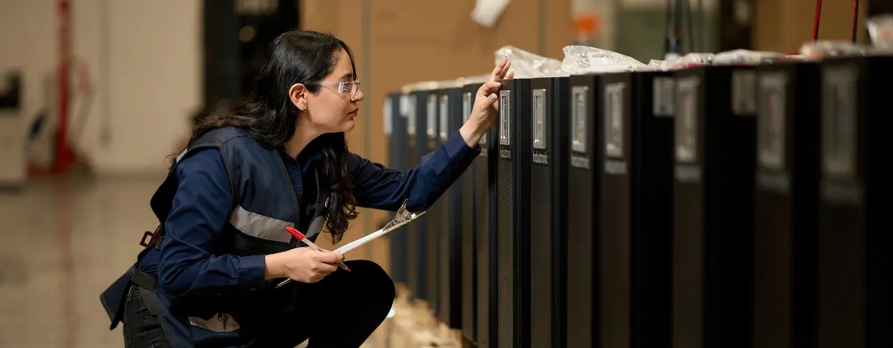 ¿Cómo seleccionar un UPS según su carga y tipo de instalación? ¿Cómo seleccionar un UPS según su carga y tipo de instalación?